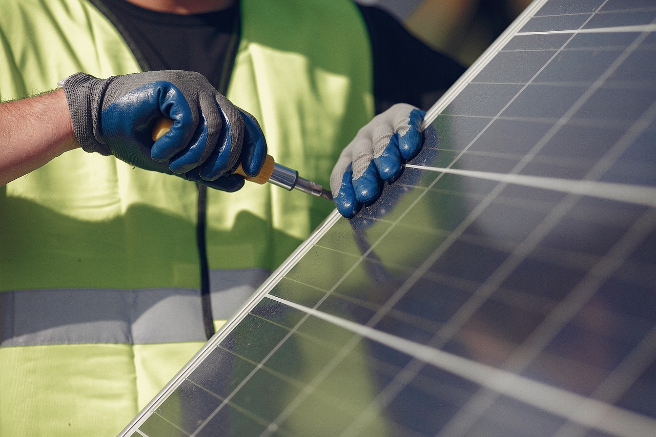 solar-panel-g841b28d6f_1280